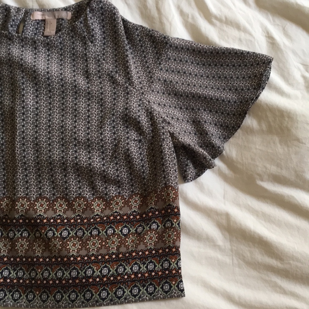 F21 Contemporary Top